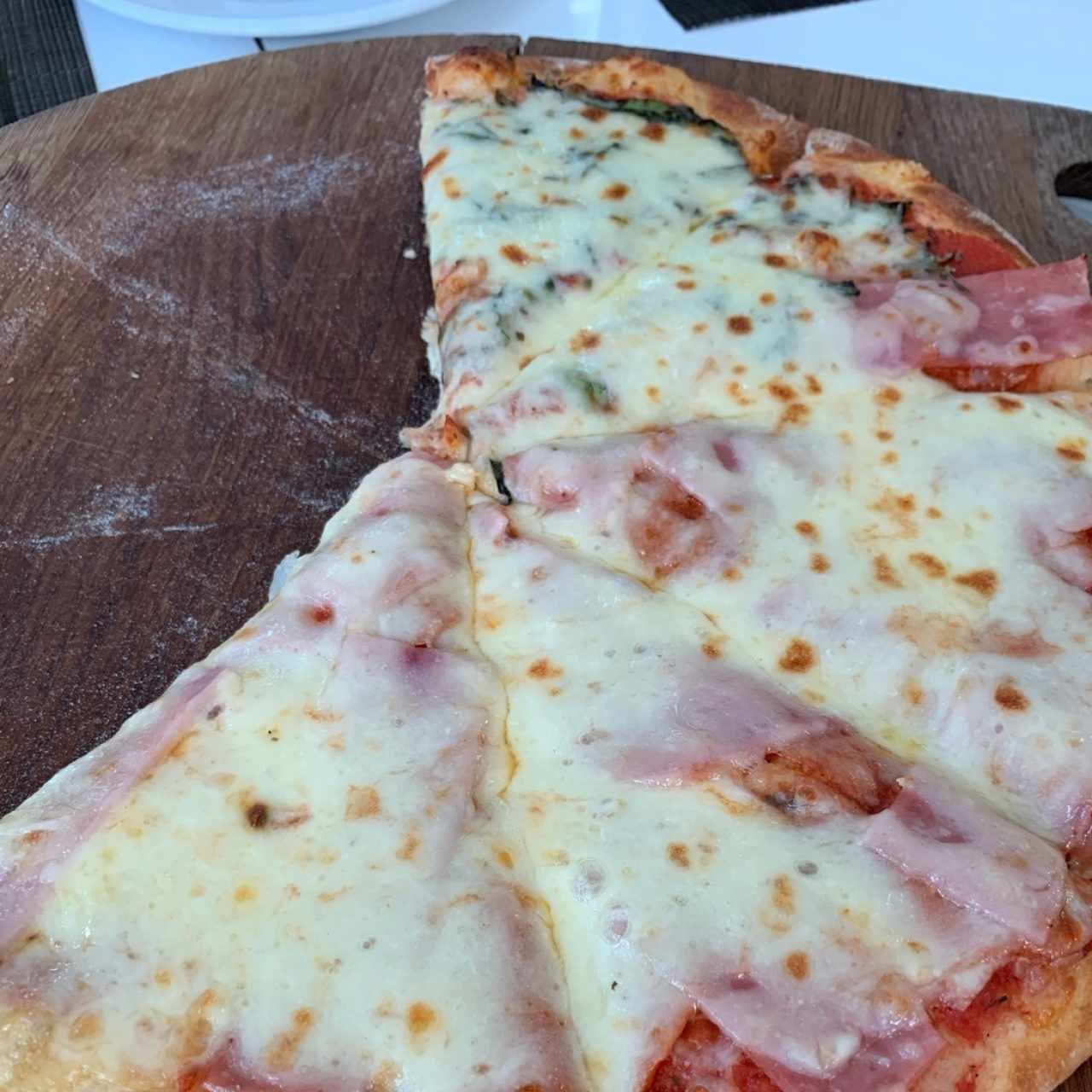 PIZZAS - MARGHERITA