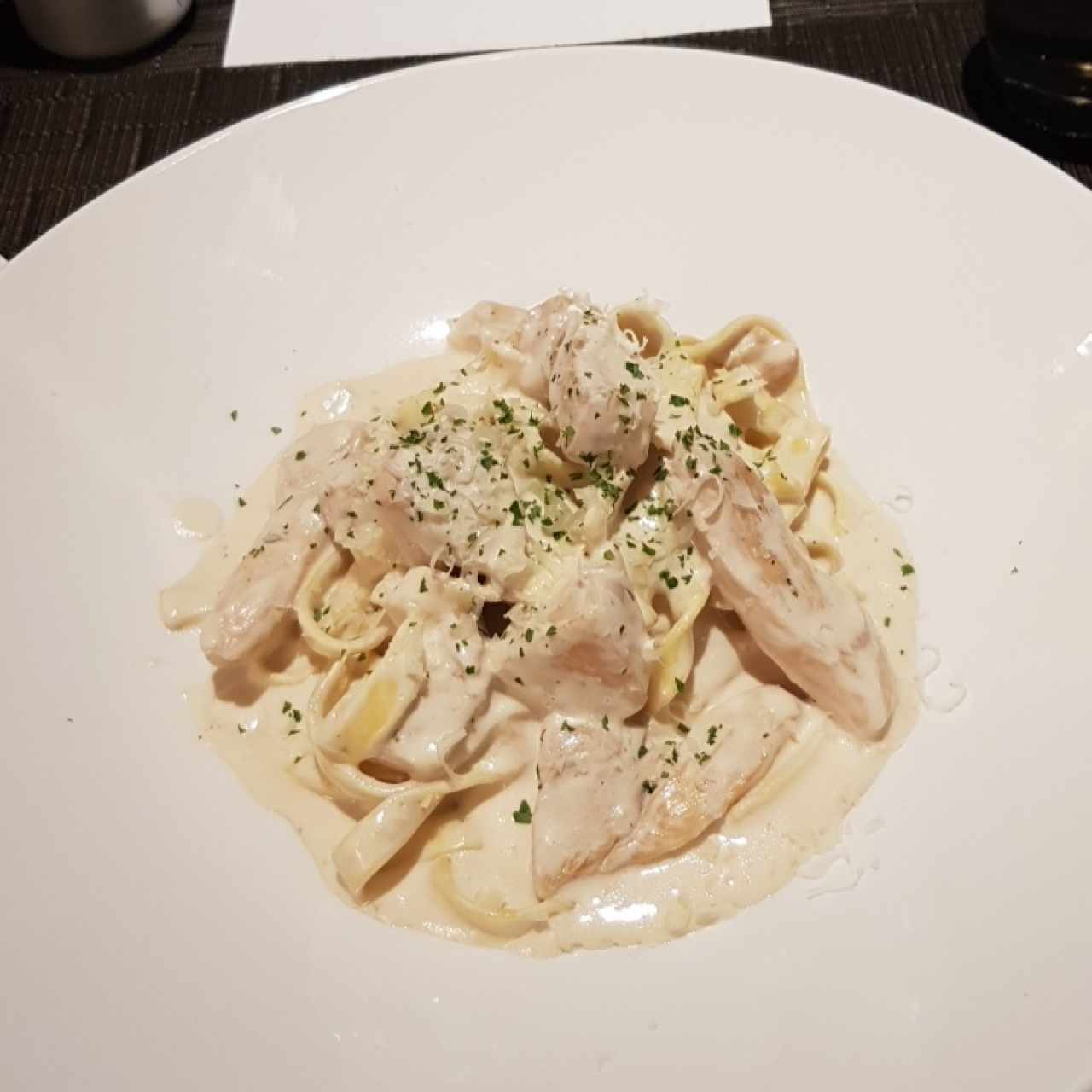 Pasta Alfredo con Pollo