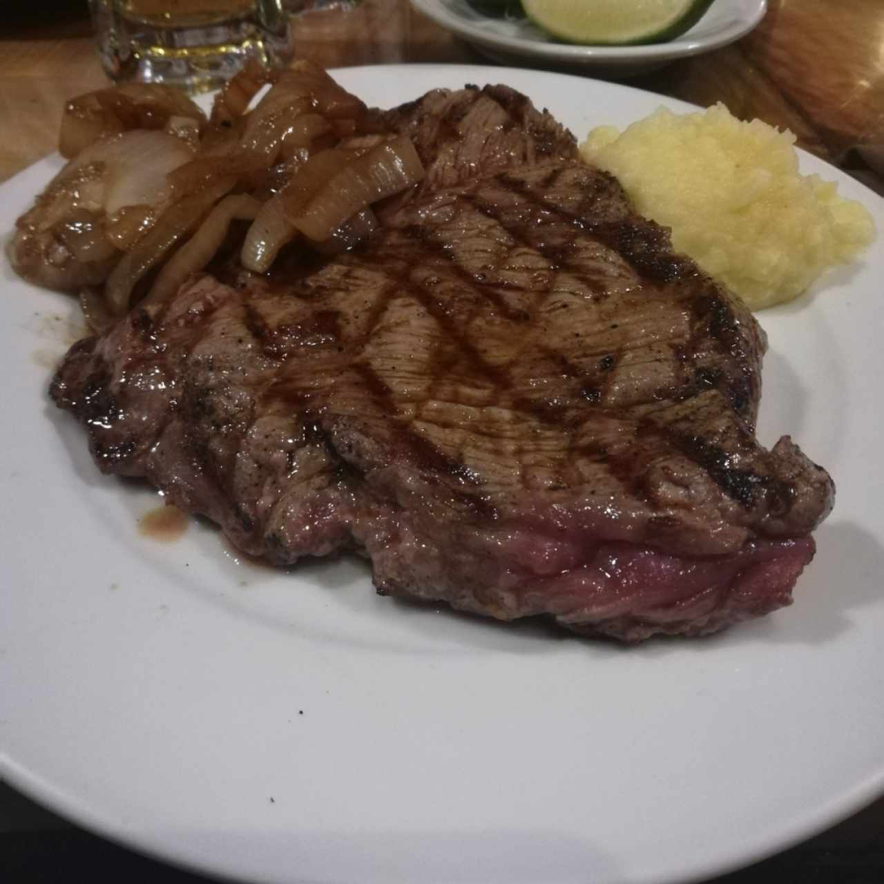Nuestra Parrilla - Lomito 2 Lb. (4 personas)