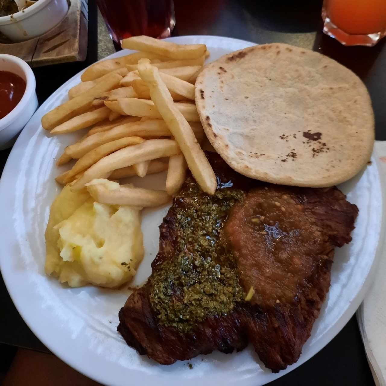 Nuestra Parrilla - Lomito 2 Lb. (4 personas)