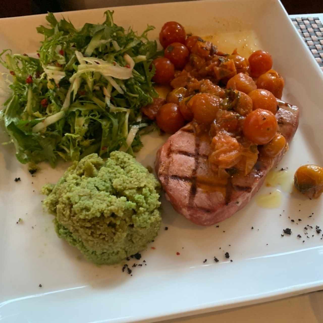 Steak de Atún Sellado