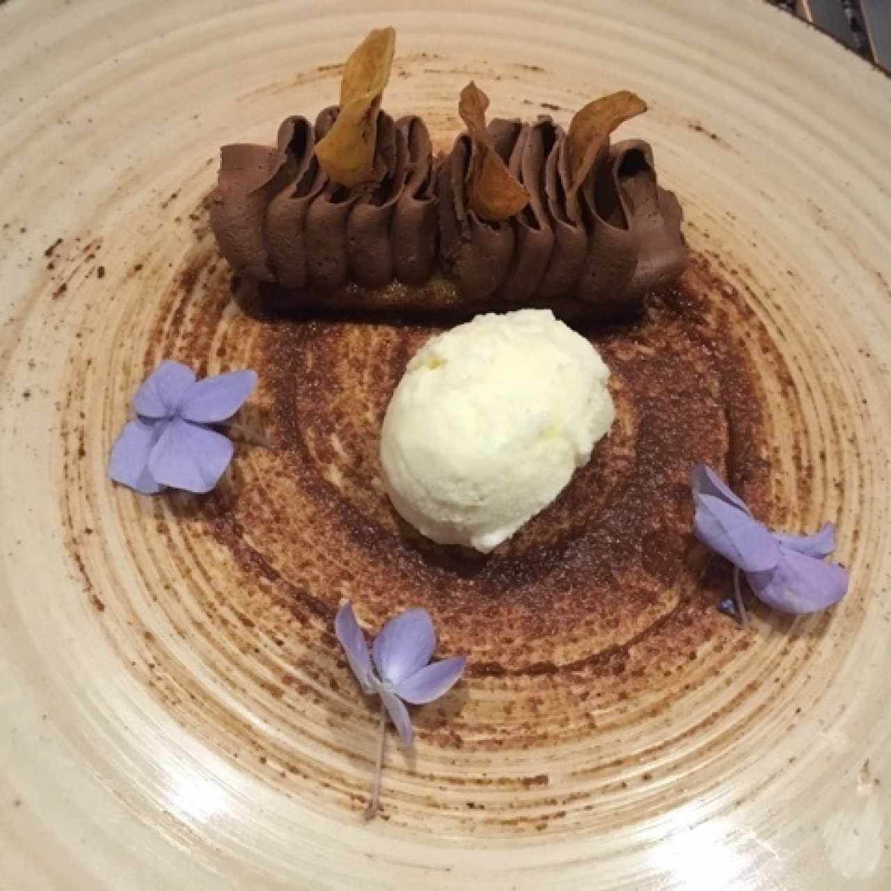 Mole con platano y helado