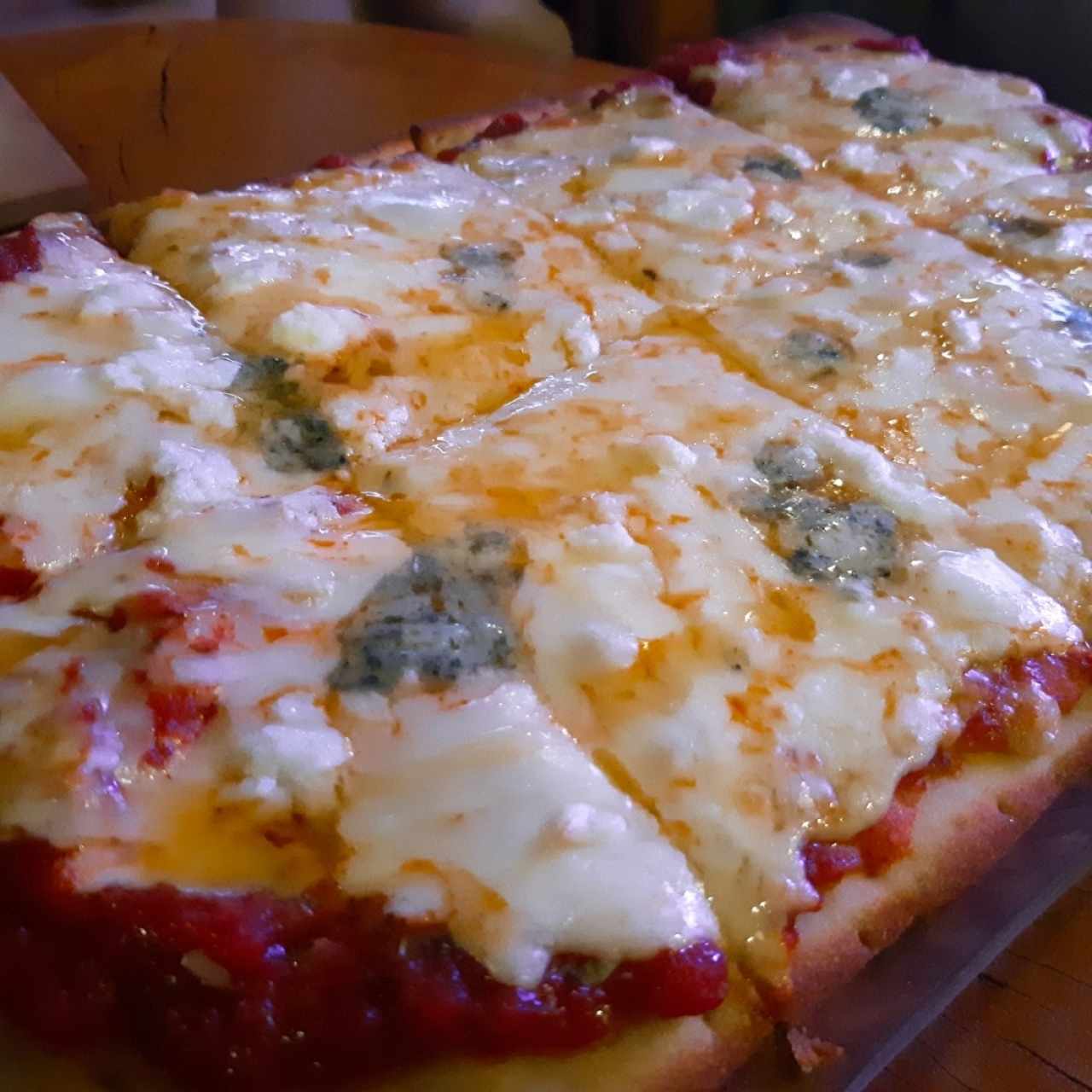 Pizza cuatro quesos