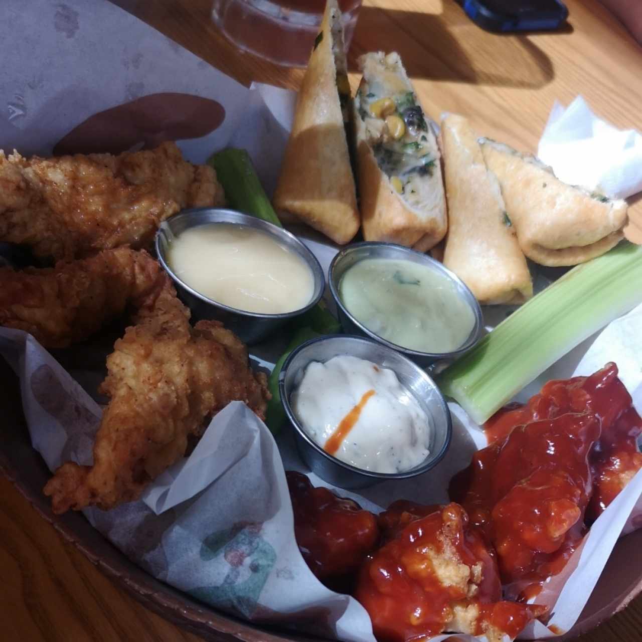 Entradas - Loaded Boneless Wings