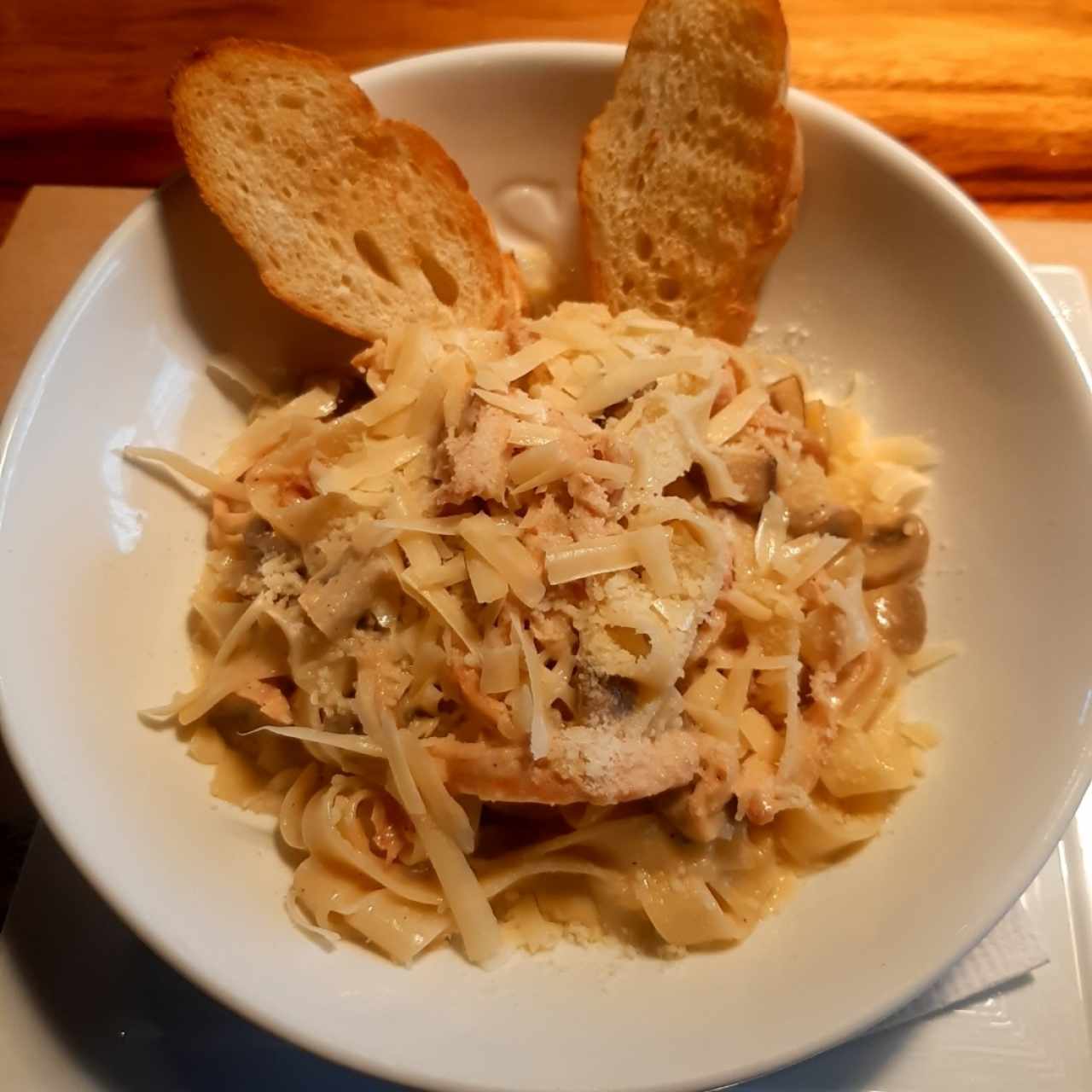 Fettuccini al Pollo ahumado