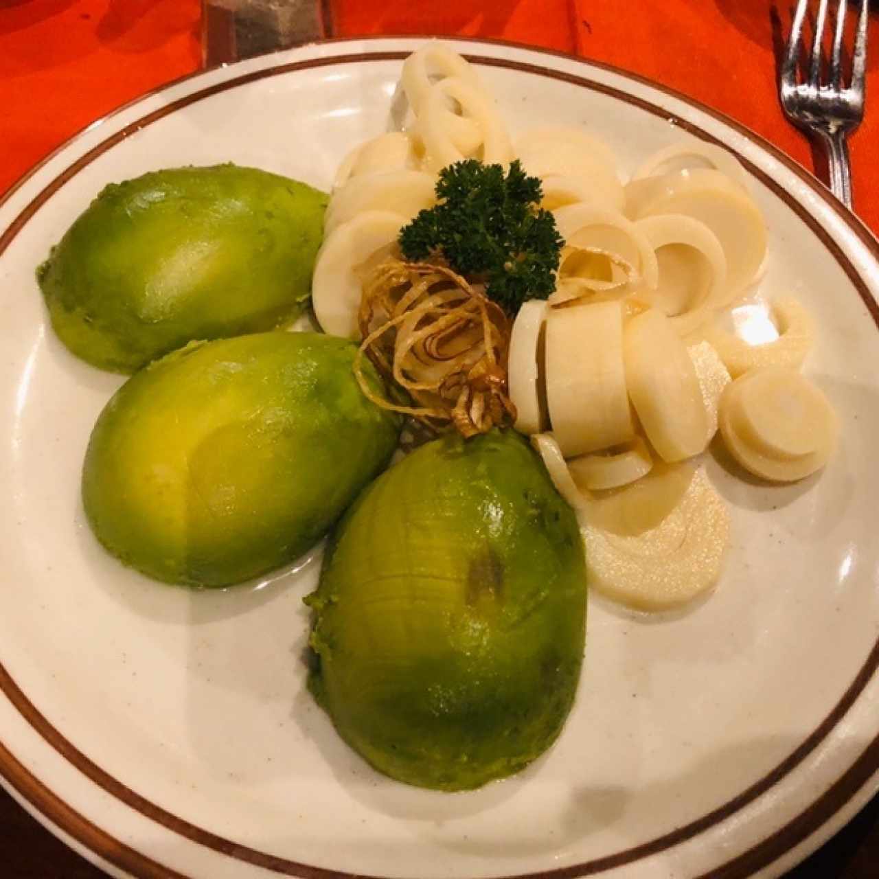 Ensalada de palmito con aguacate
