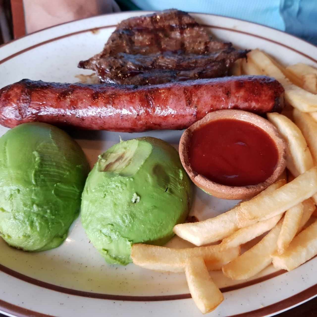Puyazo o Lomito y Chorizo