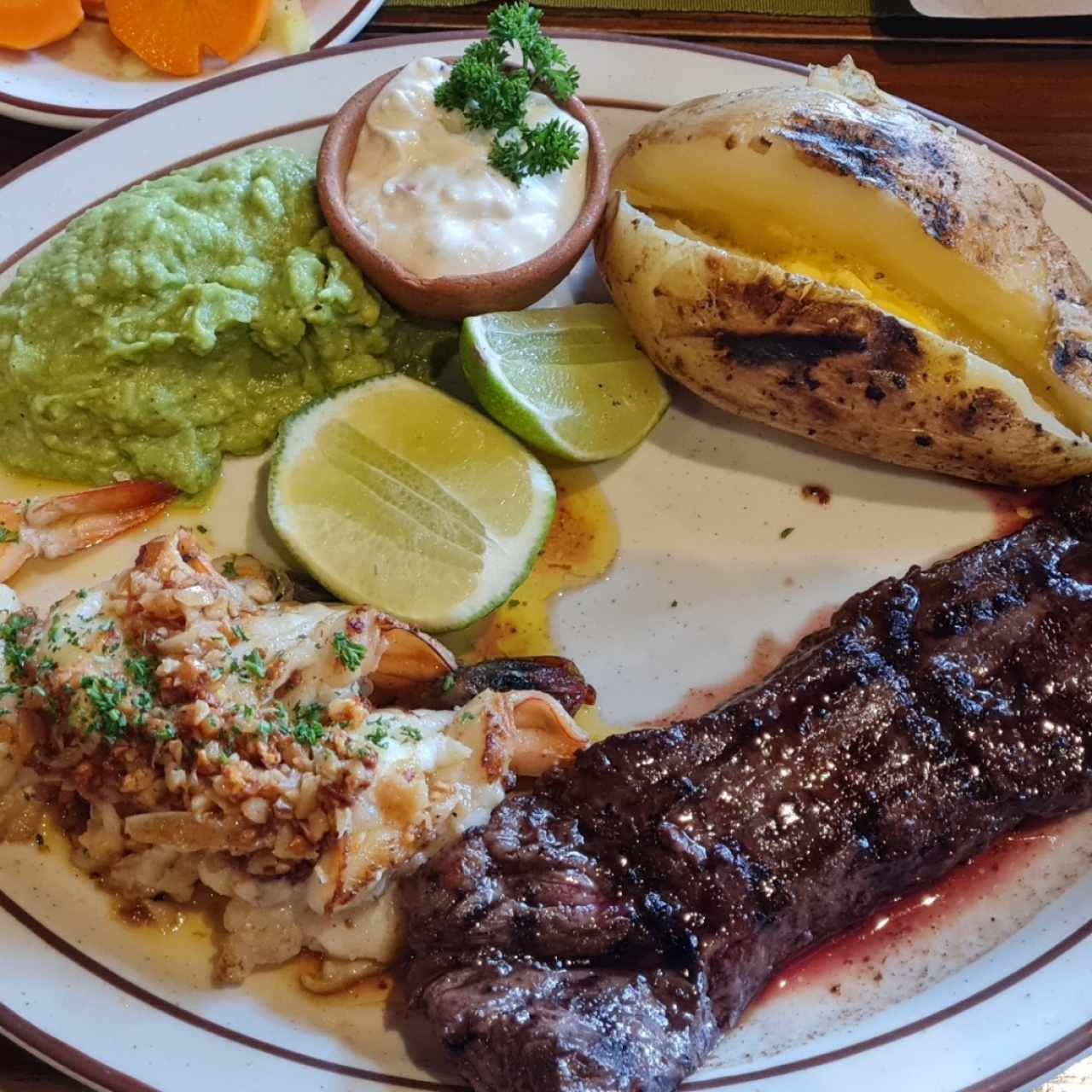 Platos Mixtos - Entraña y camarones
