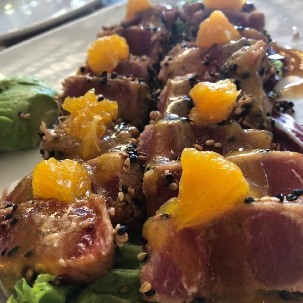 Entradas - Tuna Tataki Mango