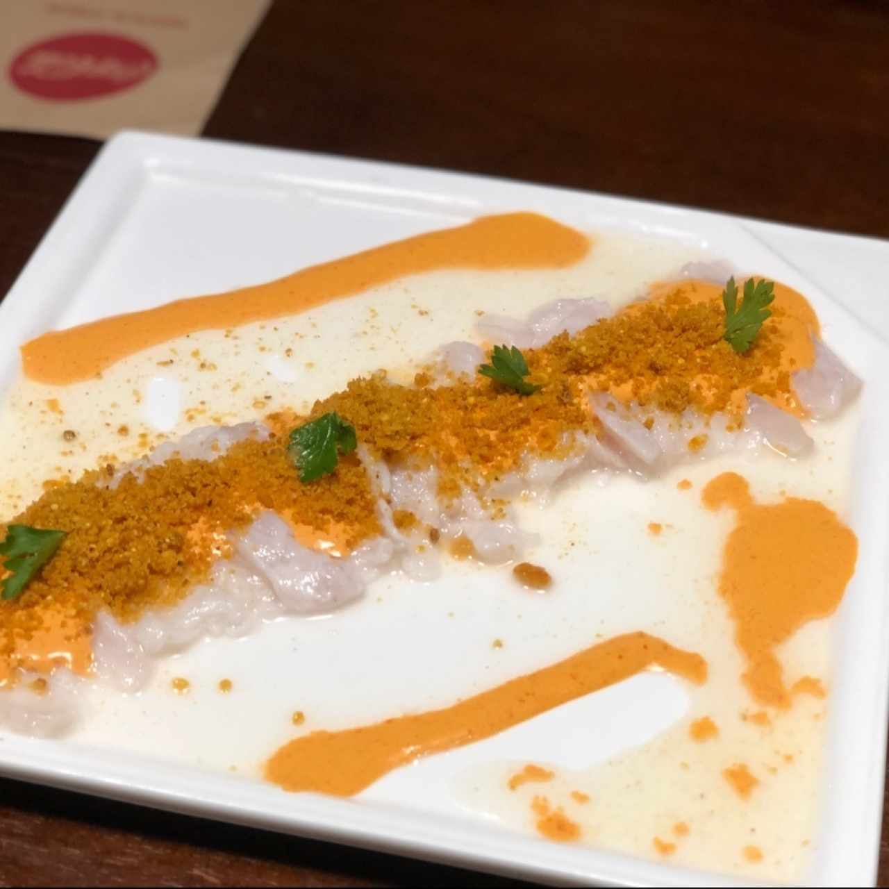 Tiradito de Róbalo al aroma de chipotle