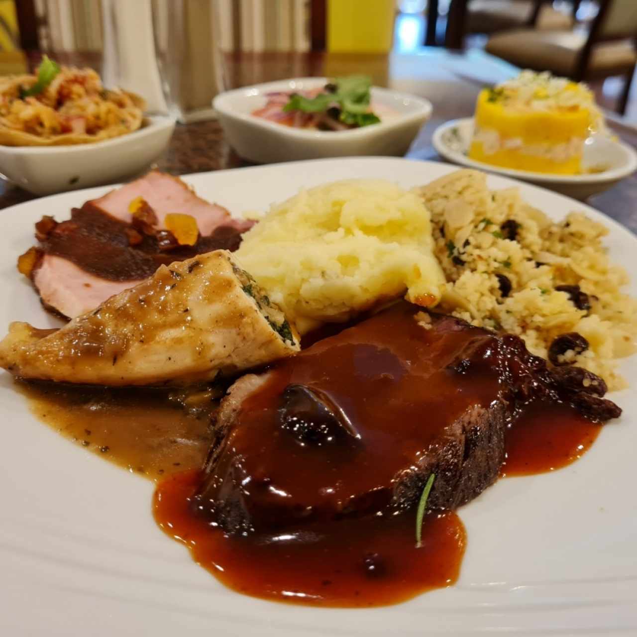 todos... Brunch all you can eat for Q.195!!!