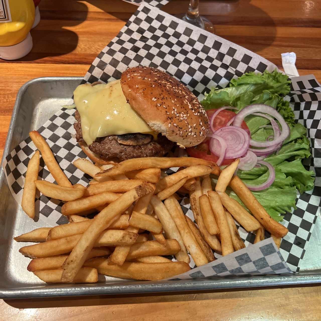 BURGER - THE CEO