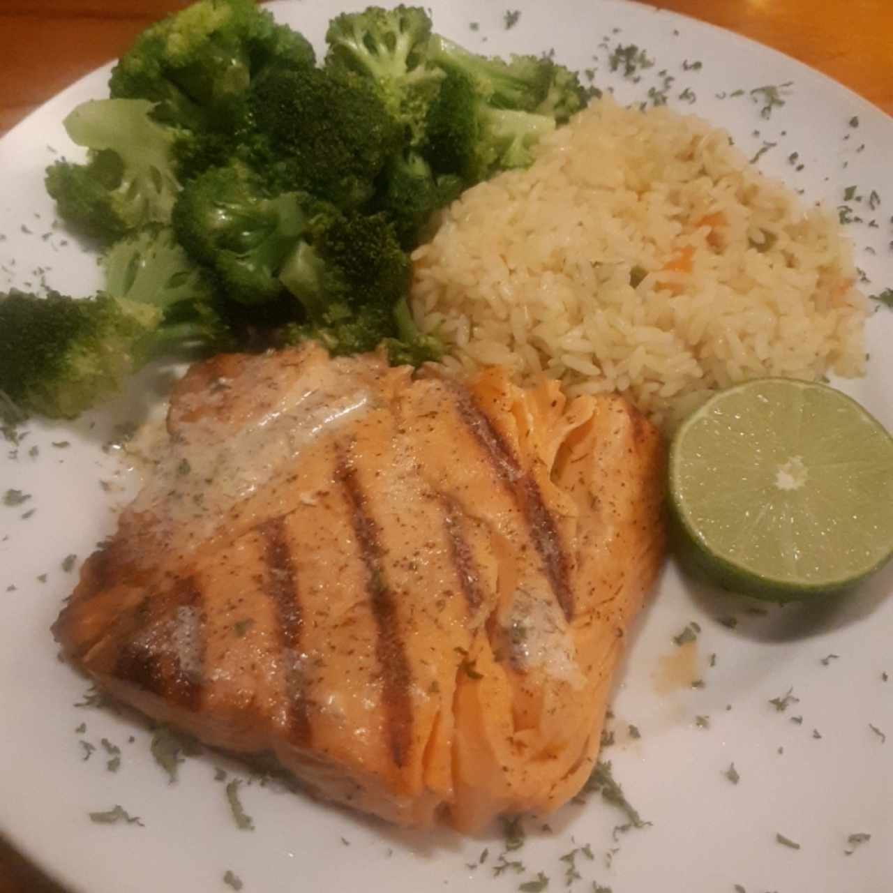 Cherry Wood Smoked Salmón