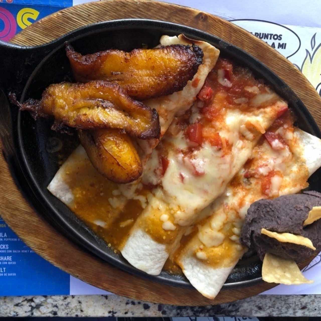 DESAYUNOS - Enchiladas Antigueñas