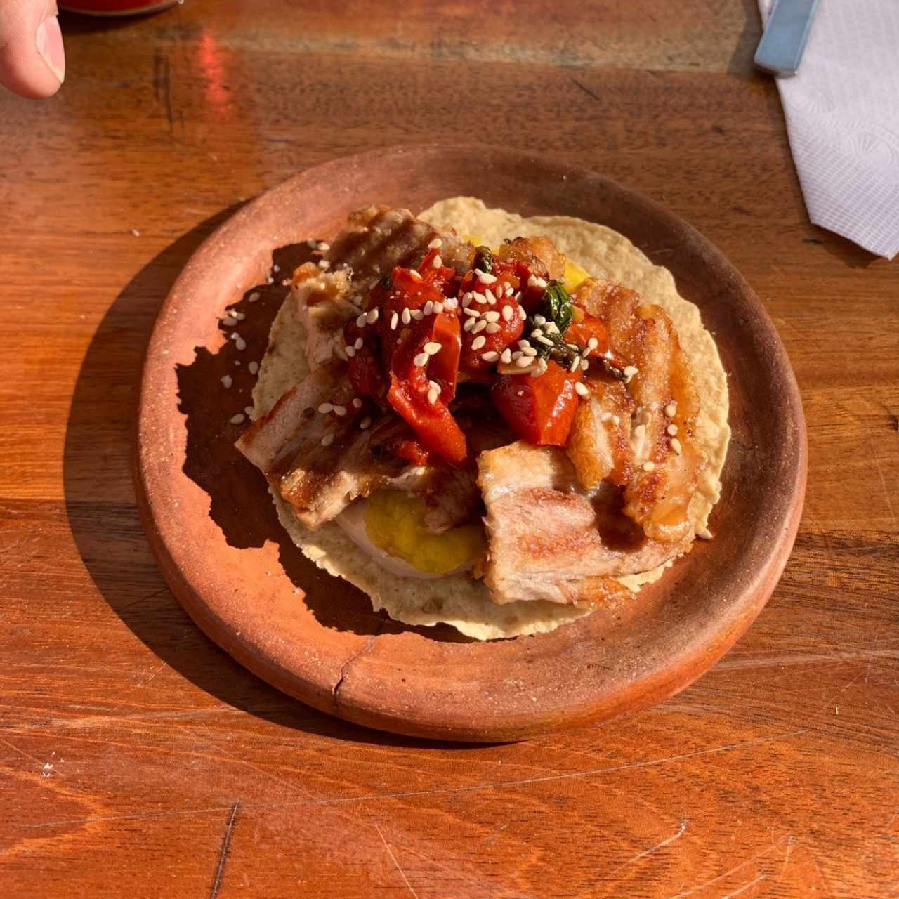 Tostada de cerdo
