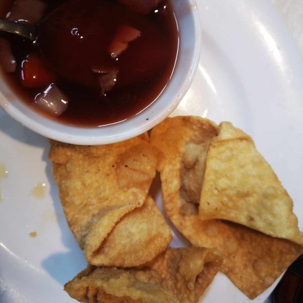 Wantan Frito de Camarón con Salsa Agridulce