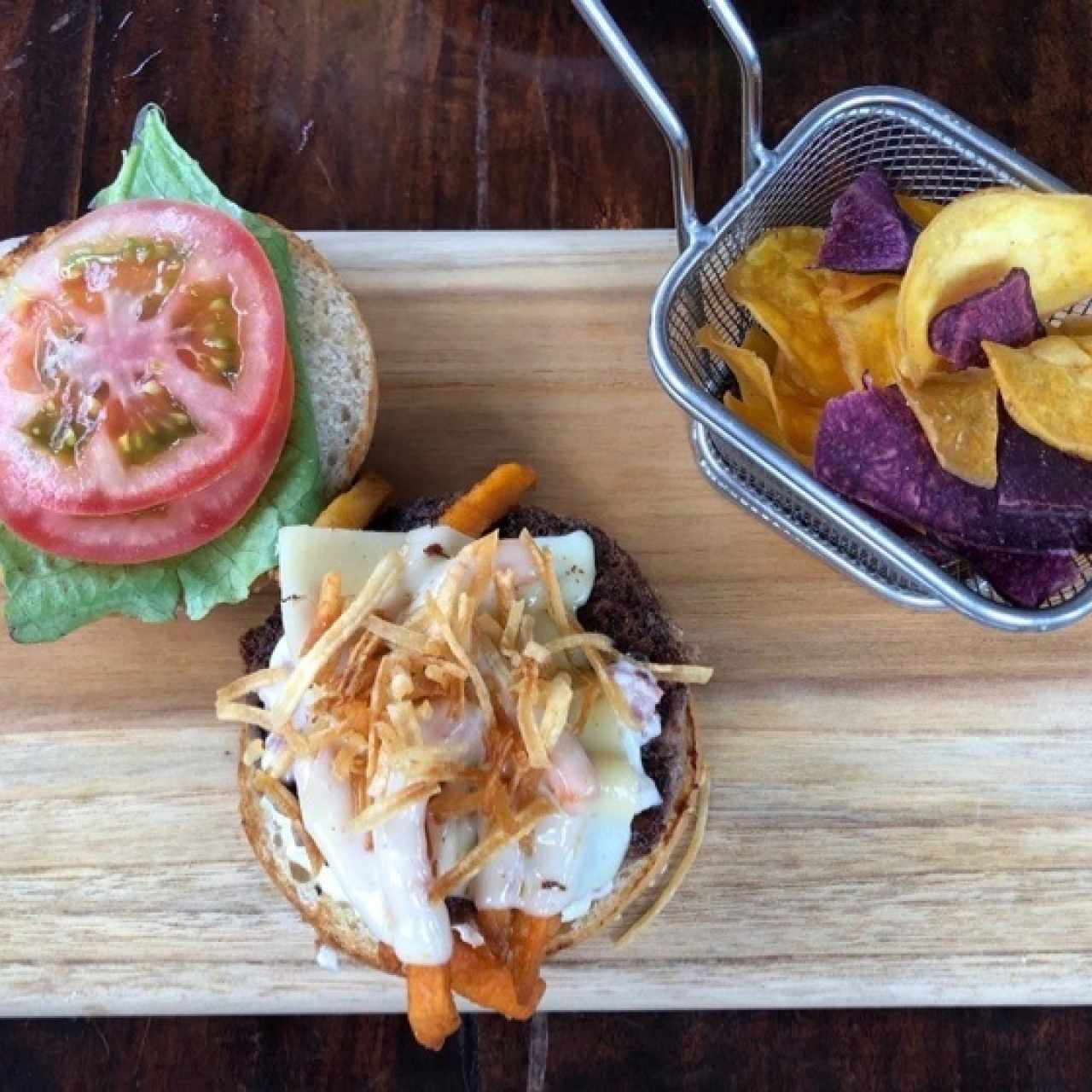 PLATO ESPECIAL - Puyazo burger