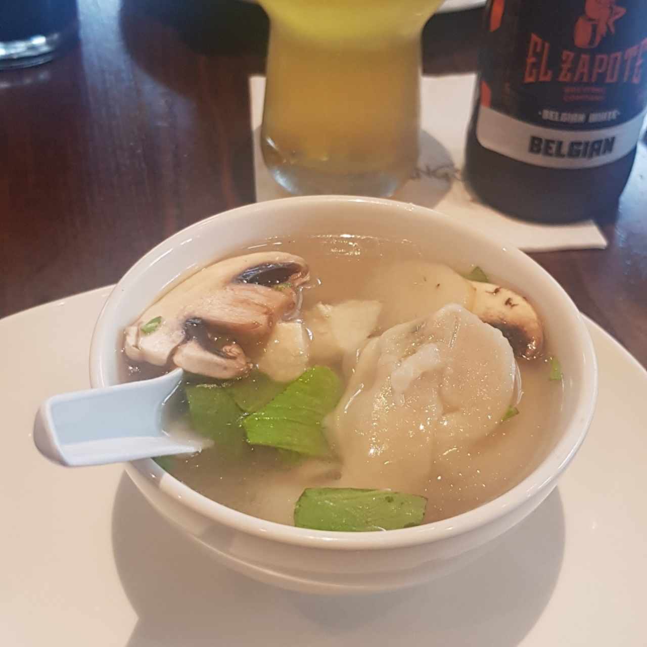 SOPAS - Wonton Soup (Pequeña)
