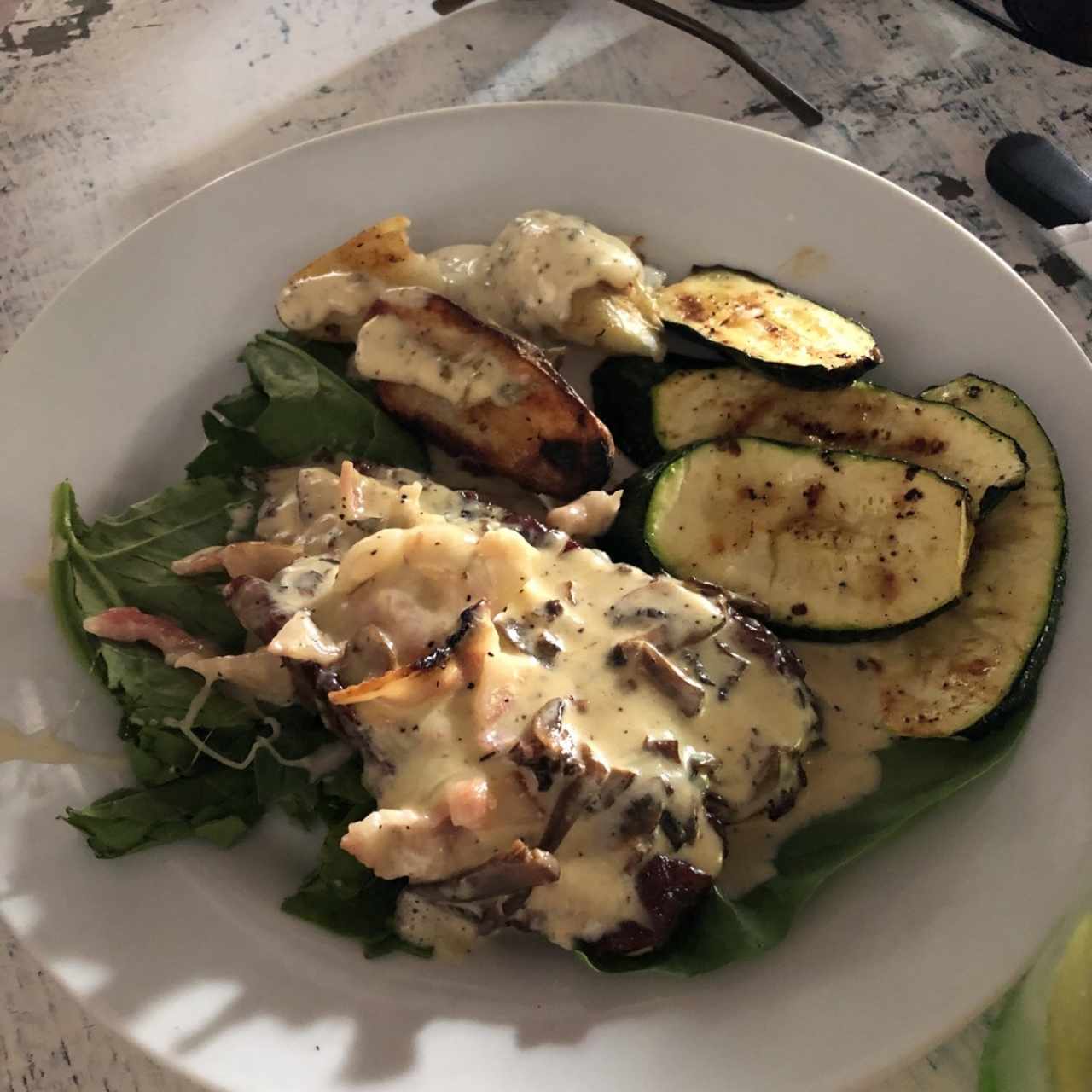 lomito en salsa de queso