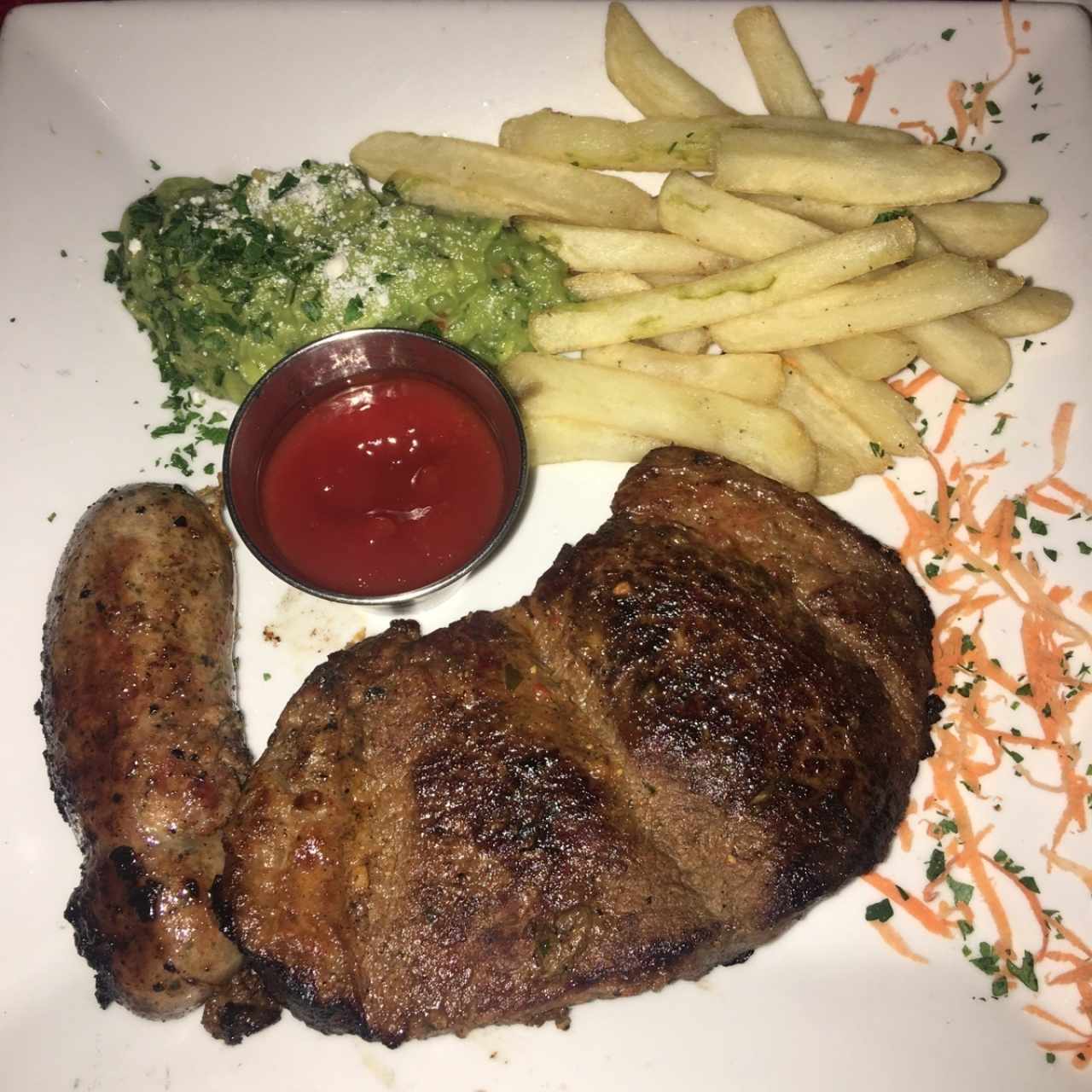 Platones - Puyaso y longaniza