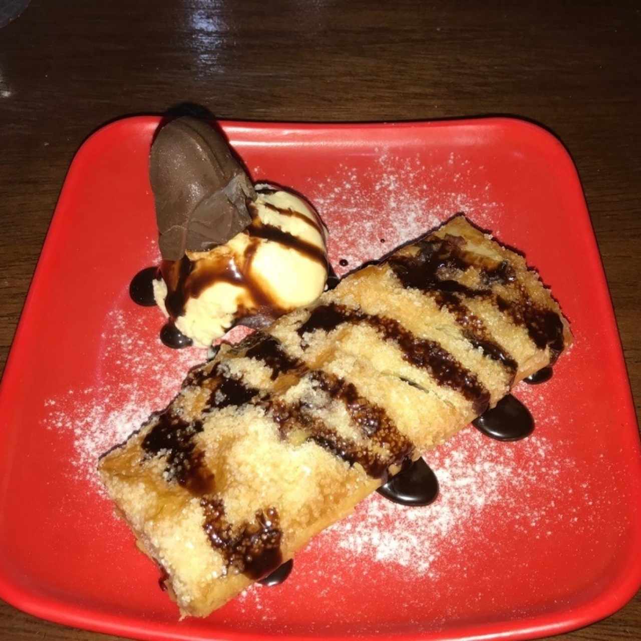 Pastel con helado 