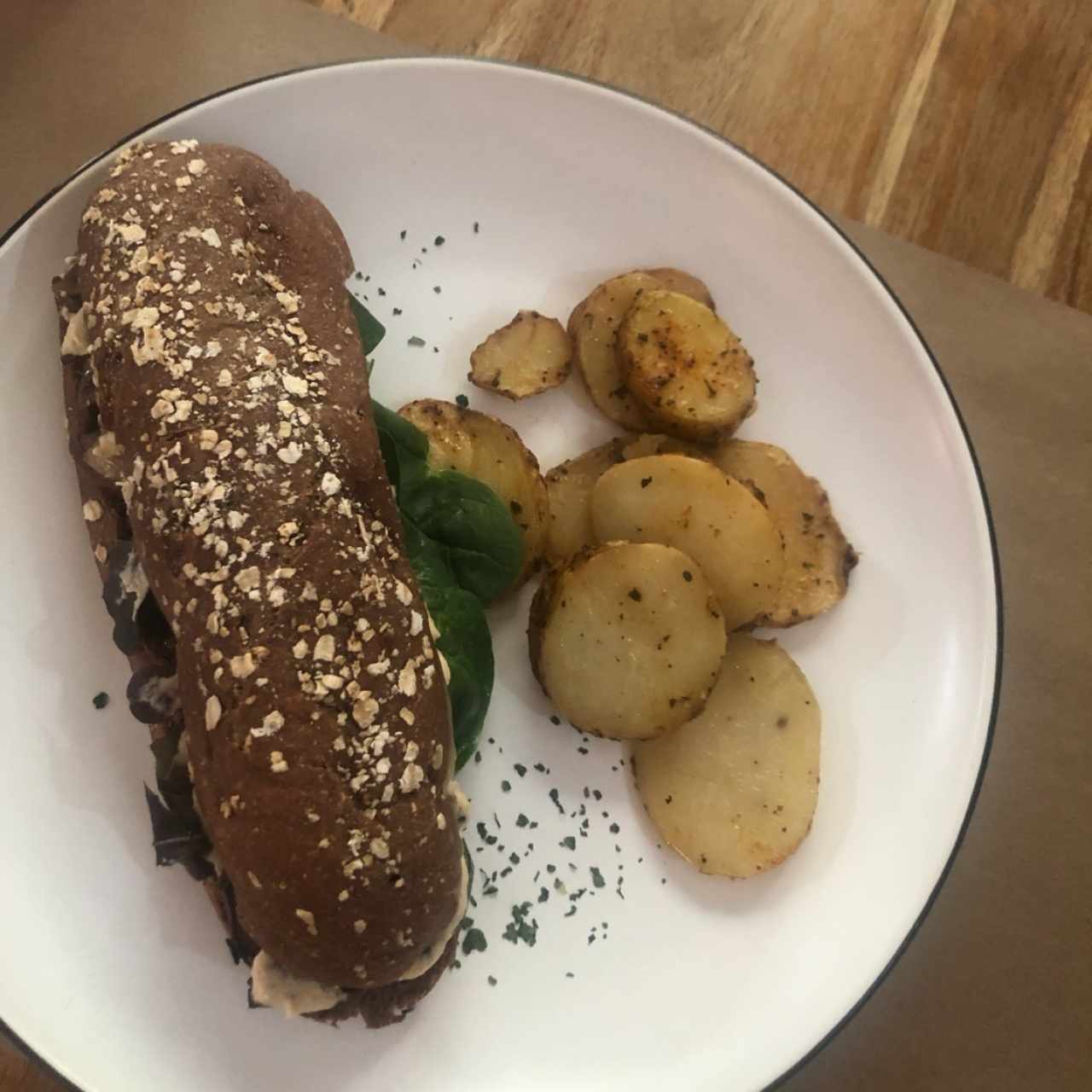PANES - Hummus y Berenjena
