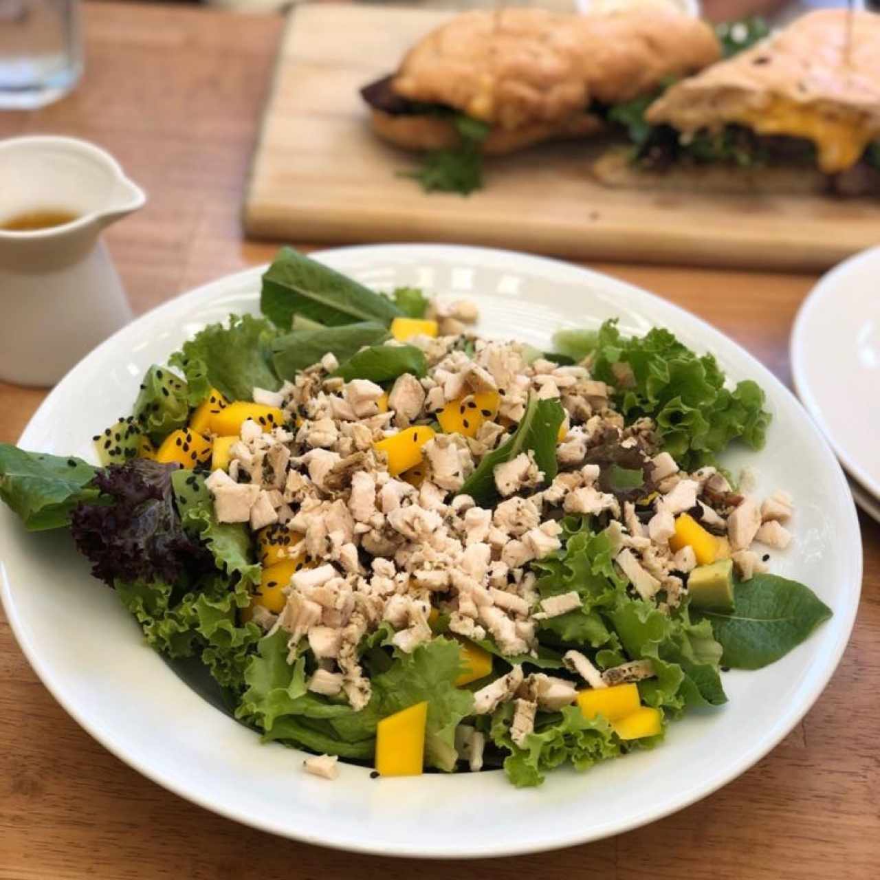 Ensalada de Mango y Sesamo