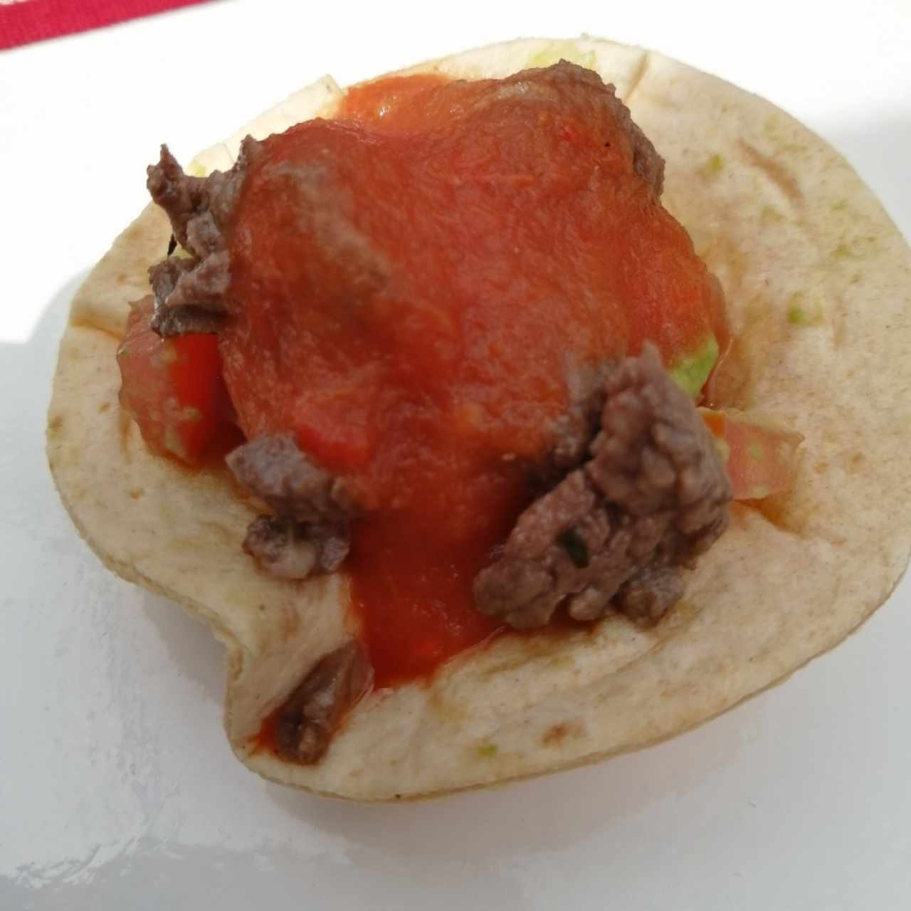 Tostadas de lomito 