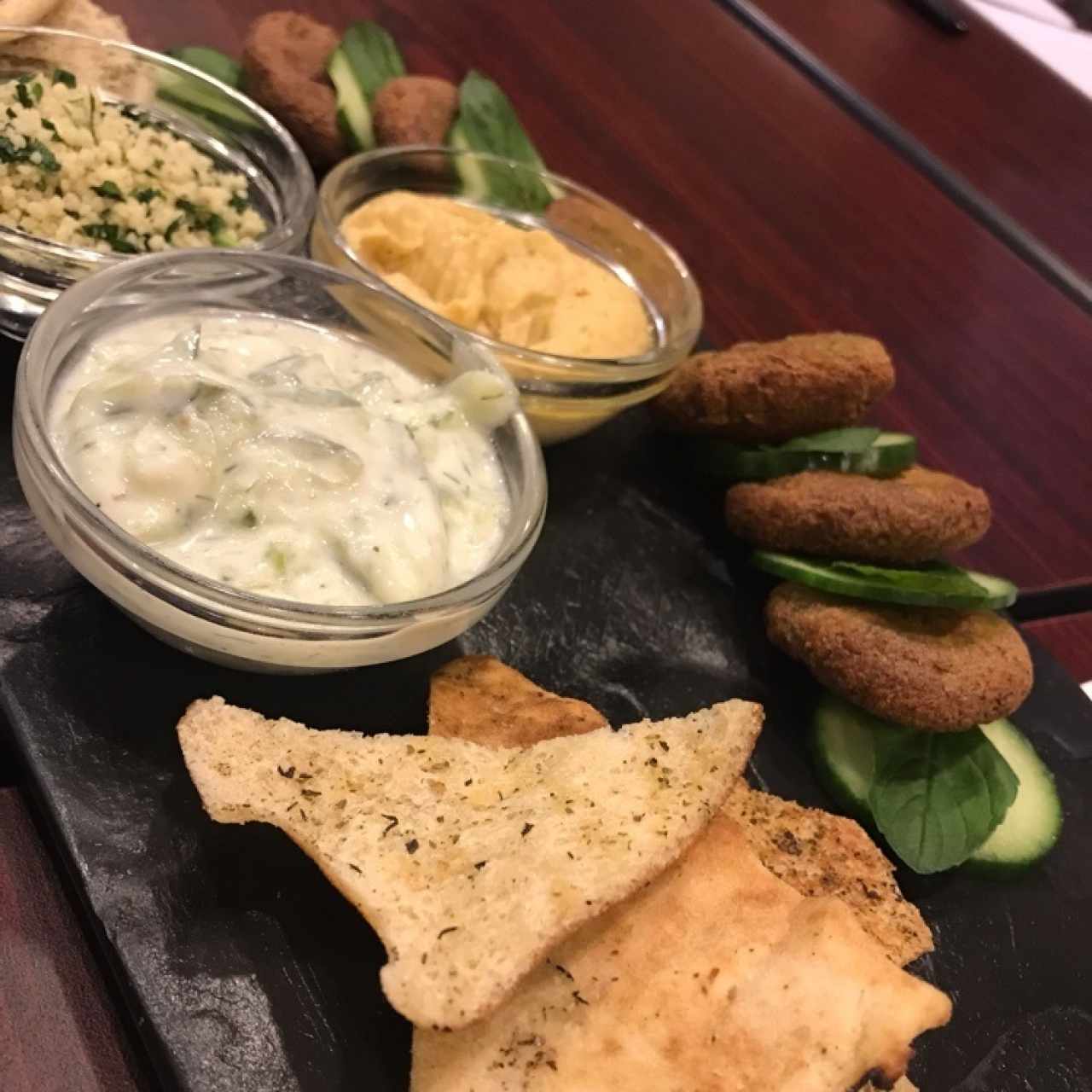 mezze griego