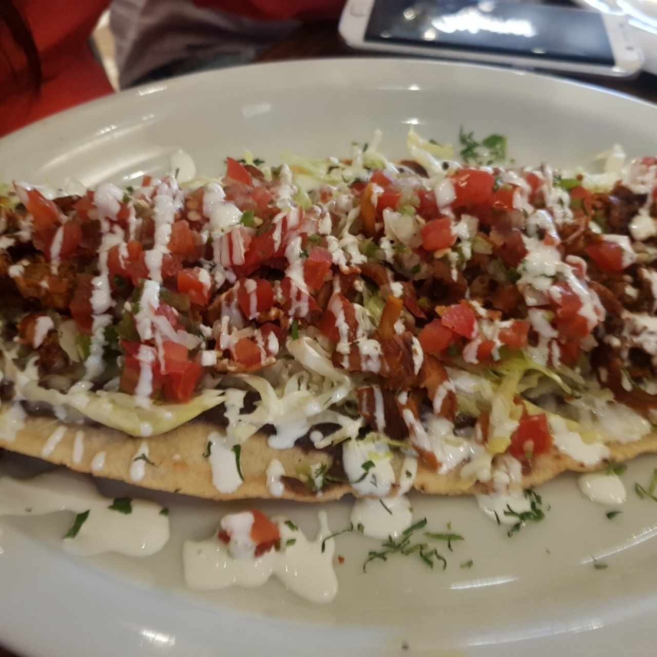 Guarache de cerdo al pastor