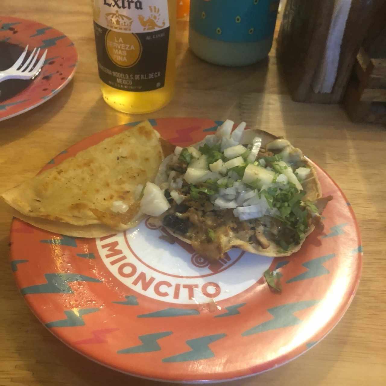 volcan y tortilla con queso