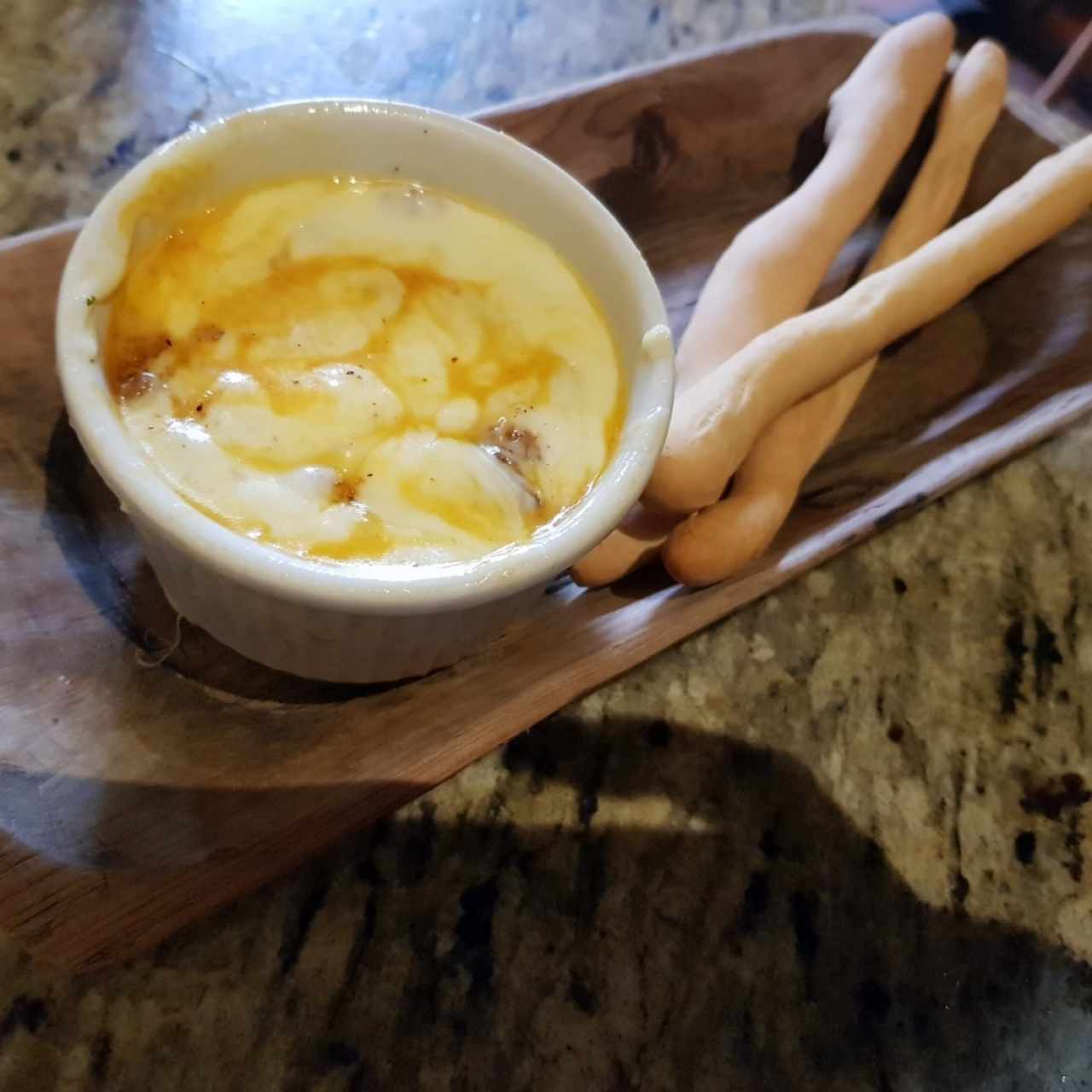 queso con chorizo 