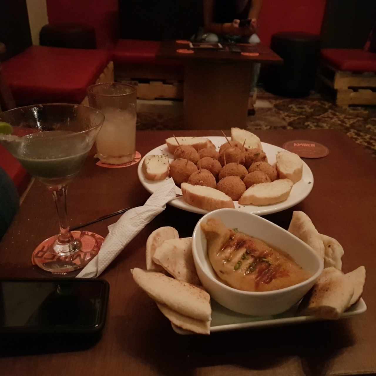 Croquetas + Hummus