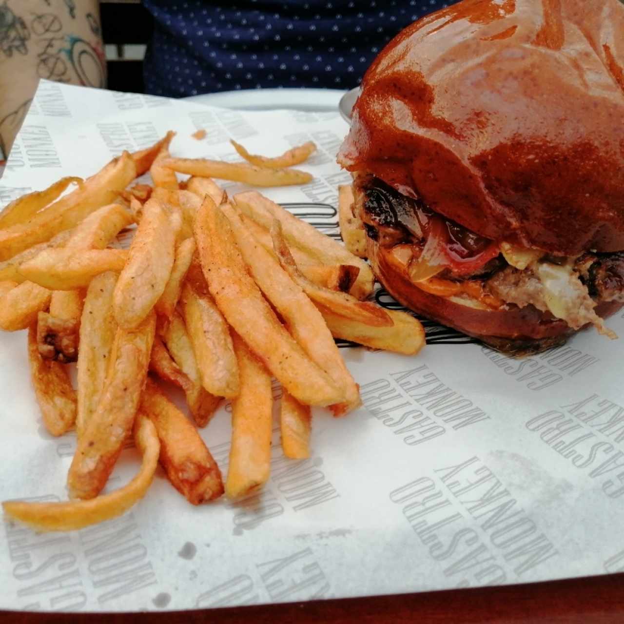 Hamburguesa encebollada