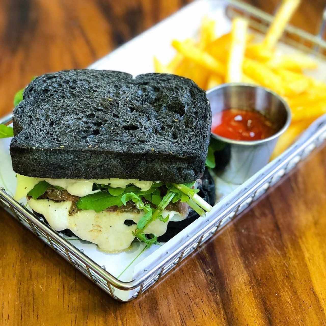 Sándwiches - Beff Carpaccio Sándwich