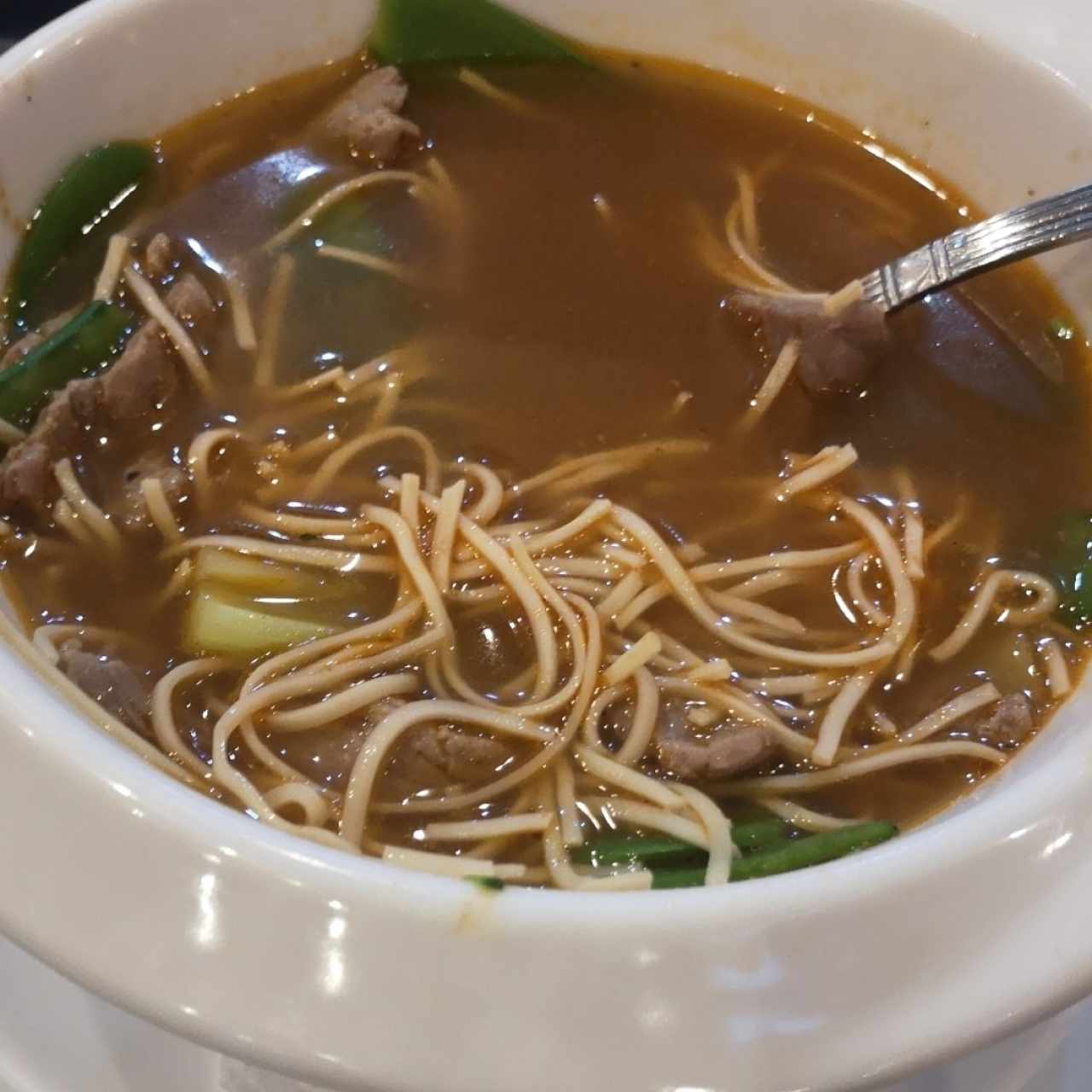 Sopa Mein de Lomito
