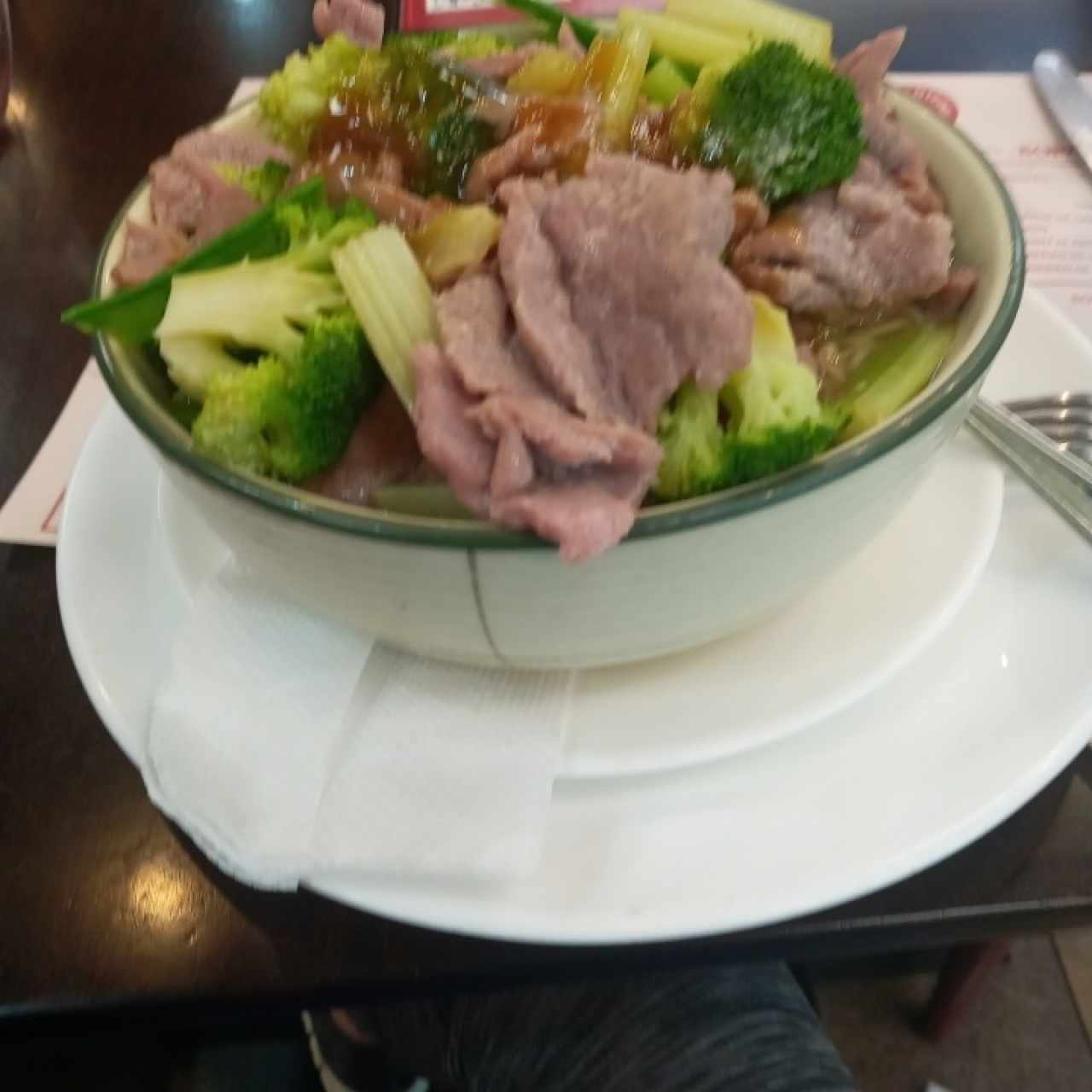 Sopa Mein de Lomito