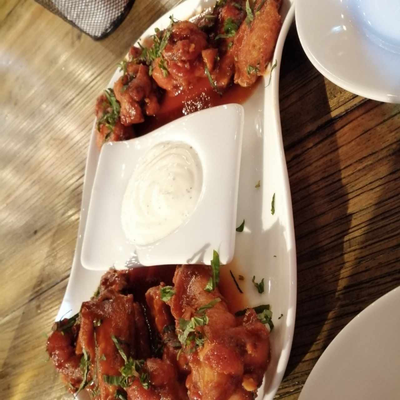 Alitas Charras