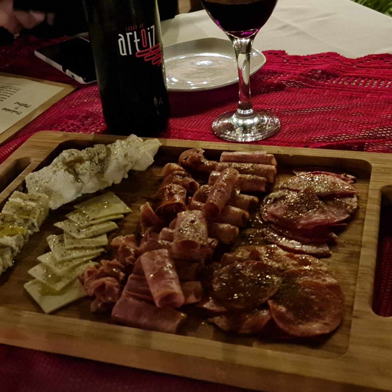 Tabla de Jamones y Quesos