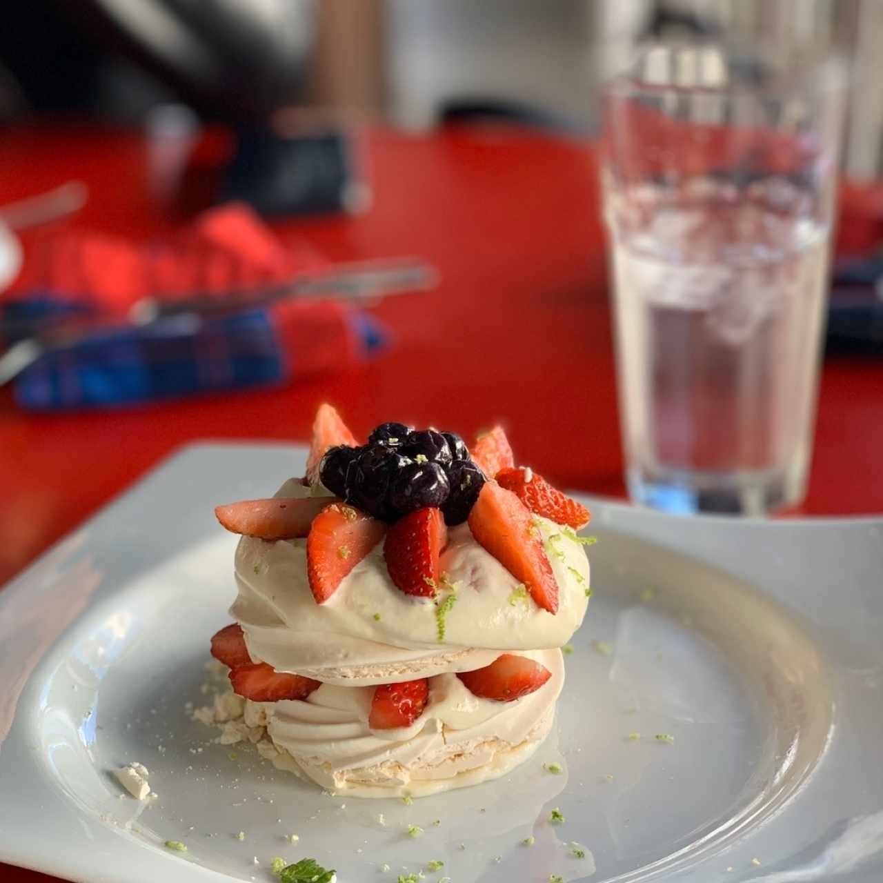 Postres - Pavlora