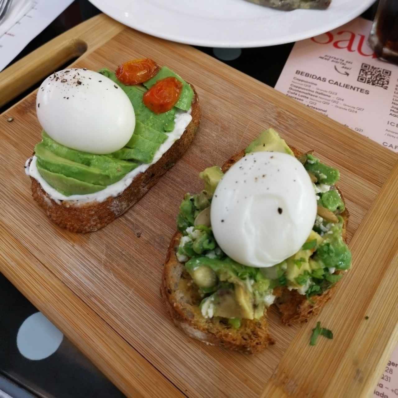 Avotoasts.