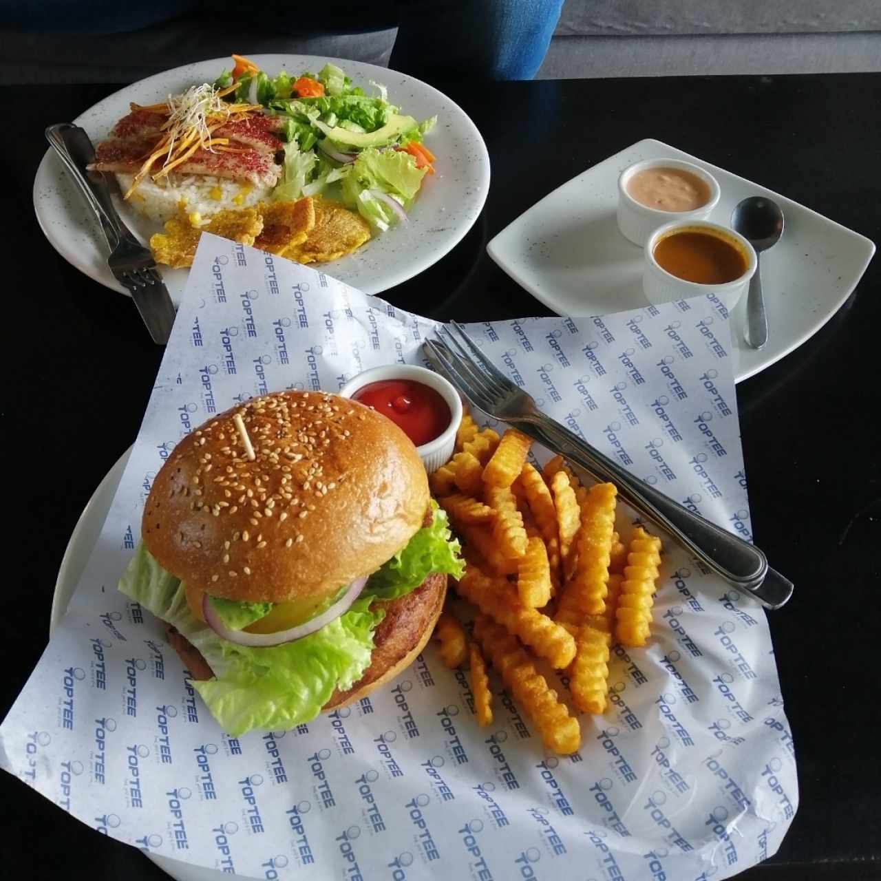 Hamburguesa de Atún, filete de pescado 