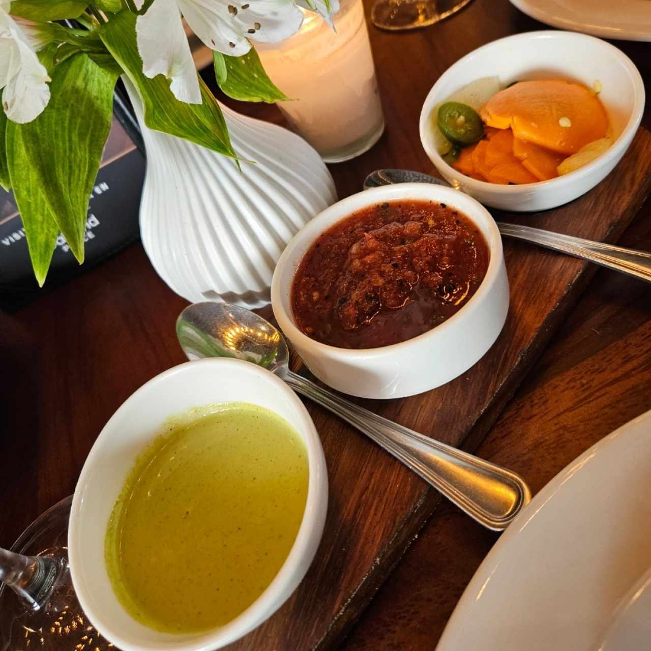 SALSAS - POBLANA