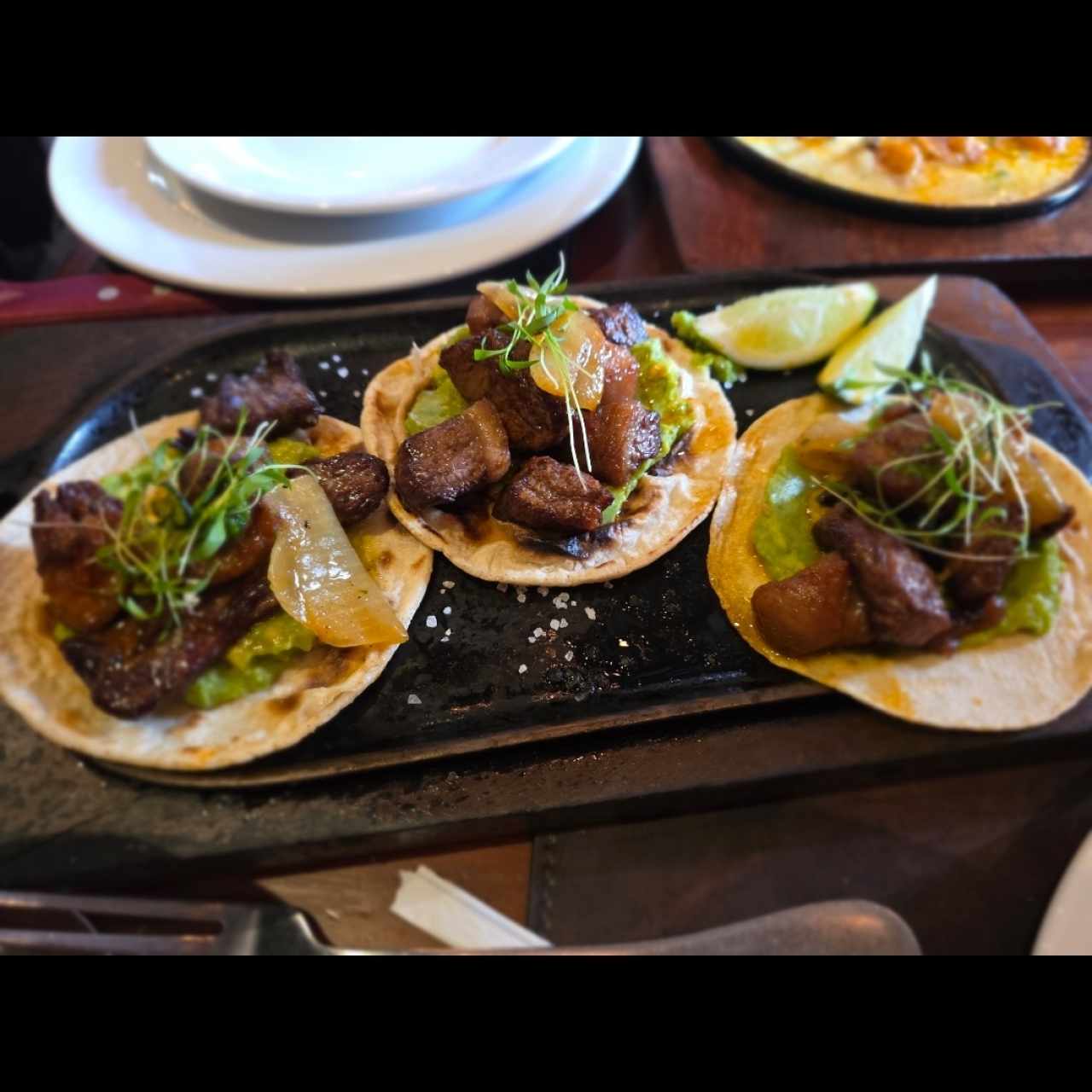 tacos de lomito