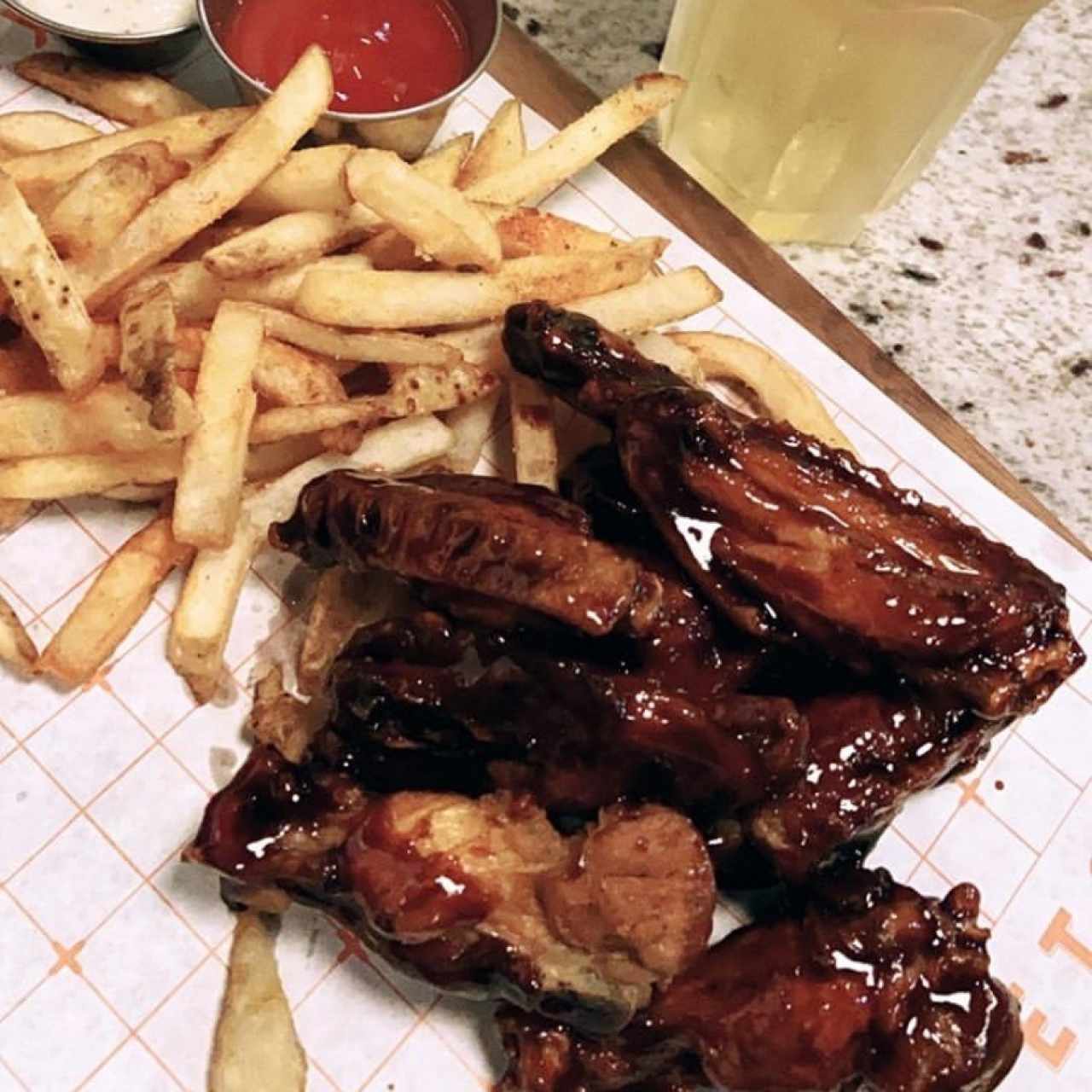 alitas 