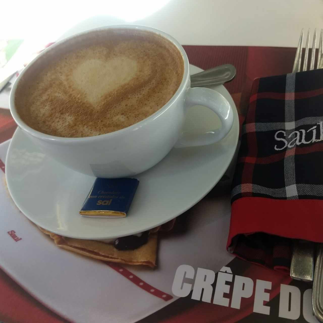 Capuchino cln leche de almendra
