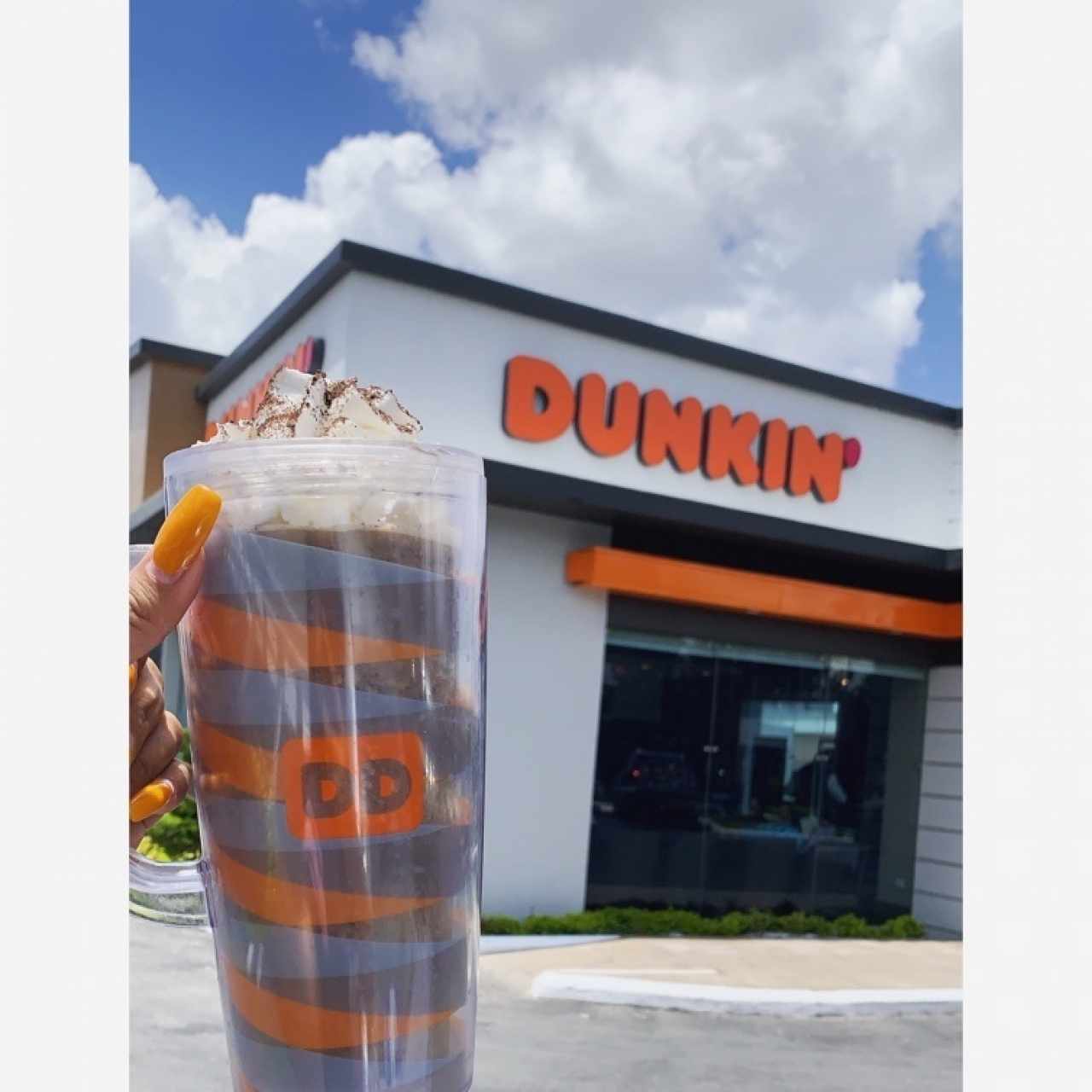 DUNKACCINO OREO