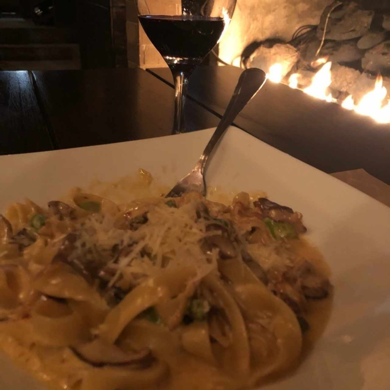 fettuccini con pistachos