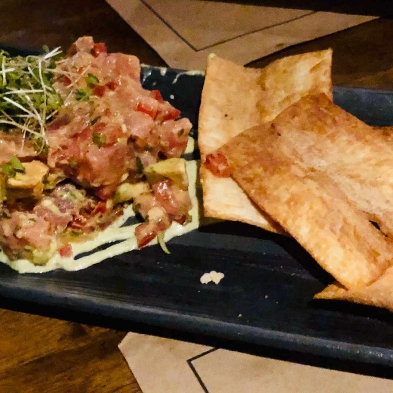 Tuna Tartare Con Aguacate