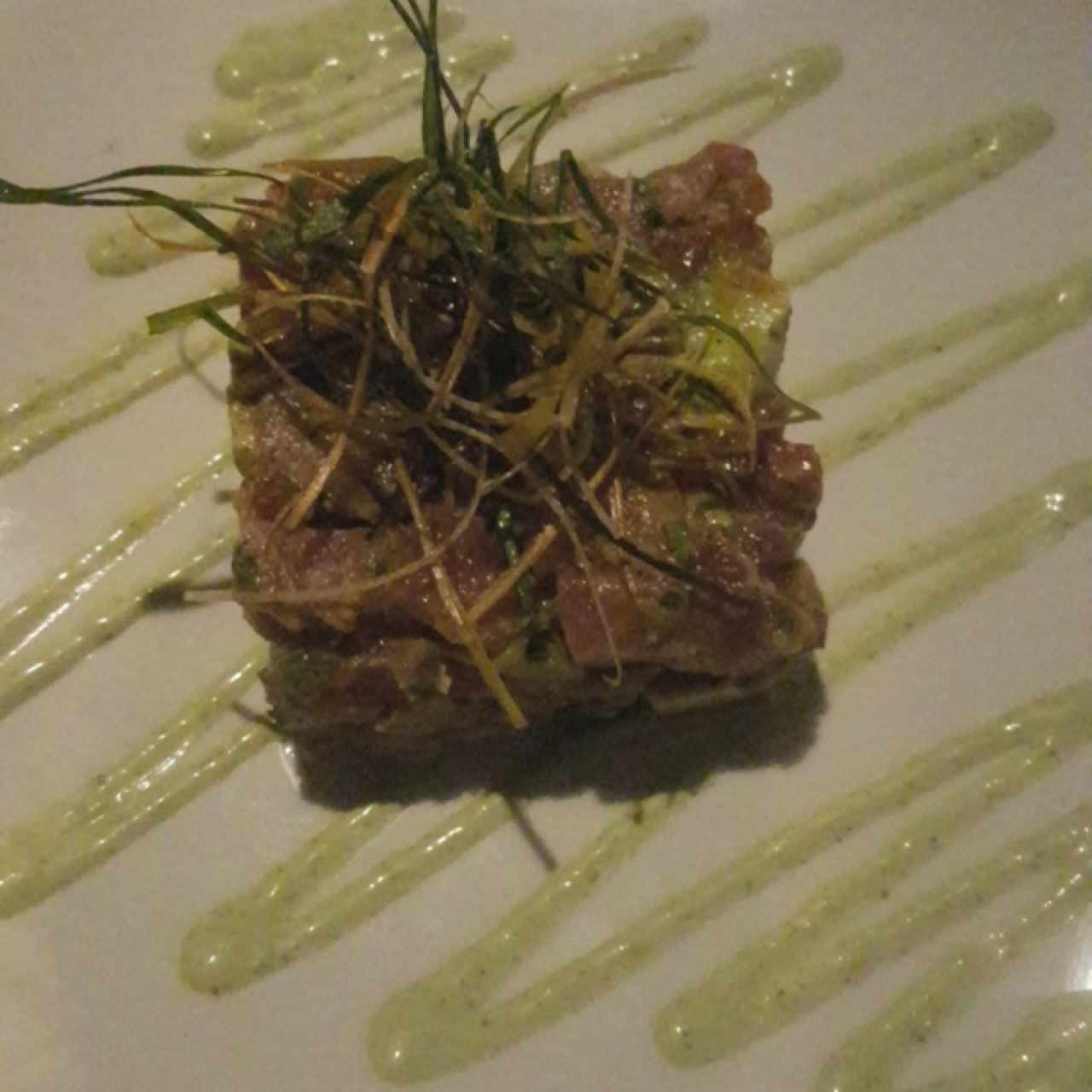 tuna tartare con aguacate